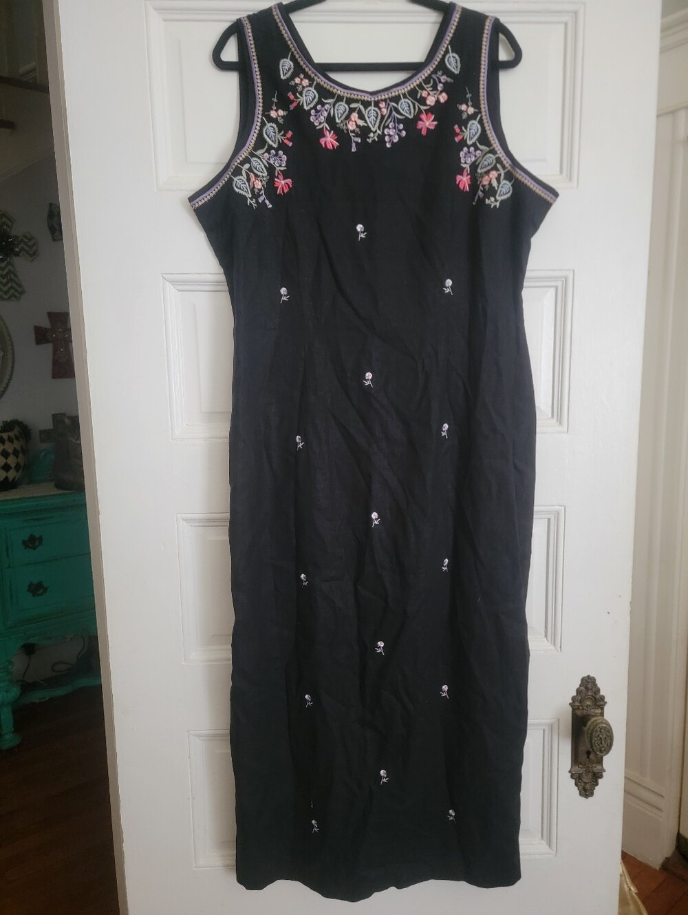 Black Embroidered Sleeveless Maxi Dress
